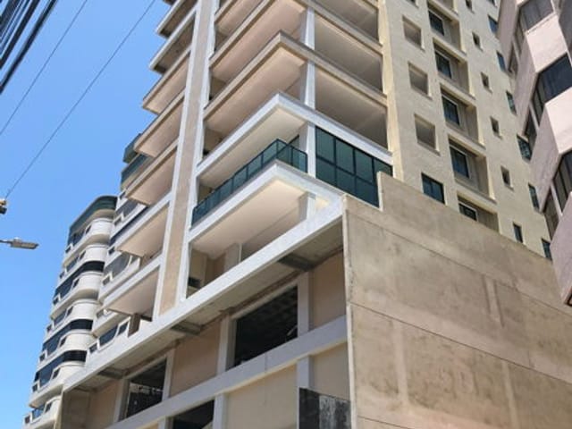Apartamento com 240m², à venda, no bairro Meia Praia em Itapema