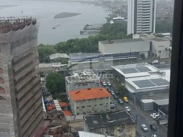 Apartamento à venda, no bairro Pina em Recife