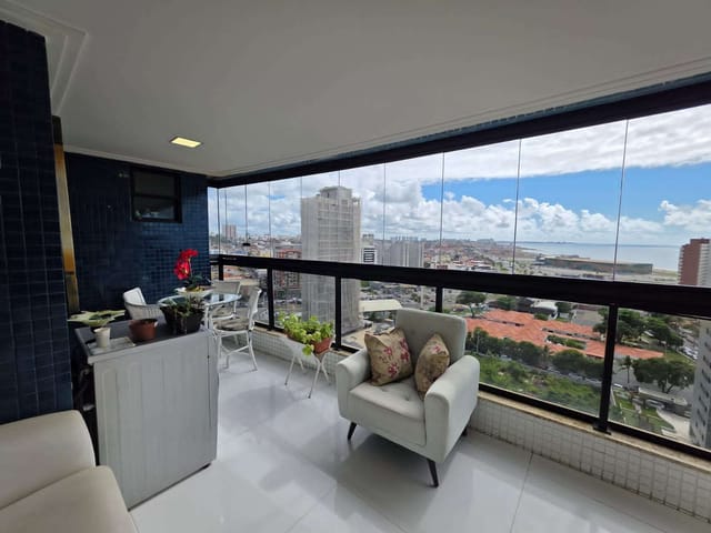 Apartamento com 109m² 3 quartos e 3 banheiros, à venda, no bairro Armação em Salvador