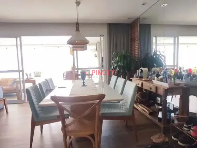 Apartamento 3 quartos e 4 banheiros, à venda, no bairro Baeta Neves em São Bernardo do Campo