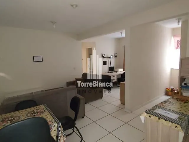 Apartamento com 70m² 2 quartos e 1 banheiro, para alugar, no bairro Jardim Carvalho em Ponta Grossa