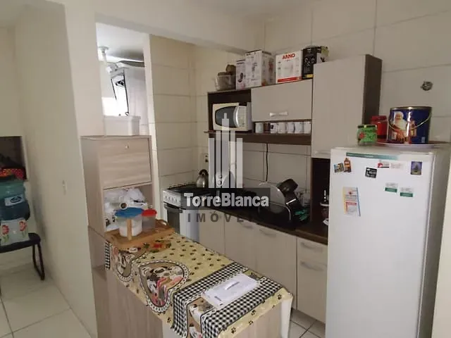 Apartamento com 70m² 2 quartos e 1 banheiro, para alugar, no bairro Jardim Carvalho em Ponta Grossa