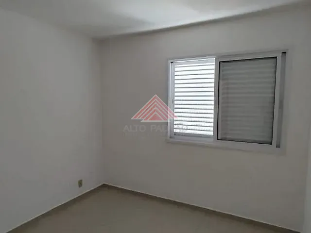 Apartamento 3 quartos e 1 banheiro, para alugar, no bairro Vila Bocaina em Mauá