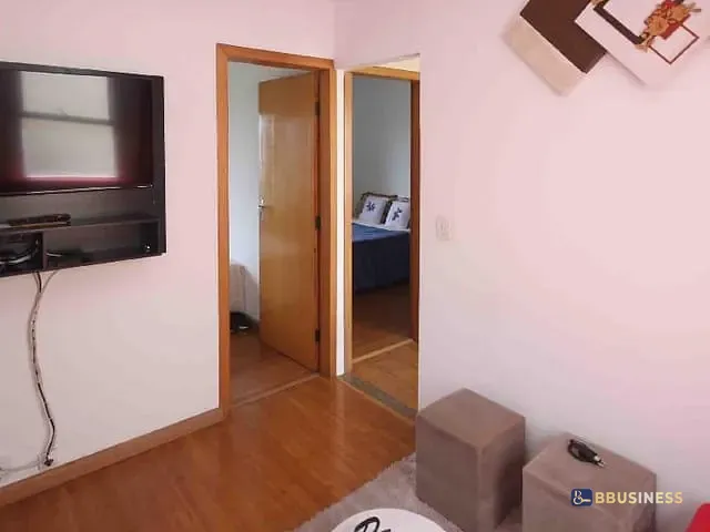 Apartamento 2 quartos e 1 banheiro, à venda, no bairro Conjunto Promorar Sapopemba em São Paulo