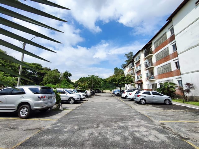 Foto do Apartamento - EXCELENTE APARTAMENTO COM 3 QUARTOS, VARANDA E VAGA DE GARAGEM - FREGUESIA | Hilmar