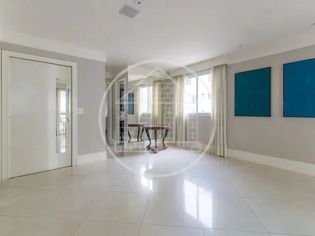 Apartamento com 124m² 3 quartos e 5 banheiros, à venda, no bairro Moema em São Paulo