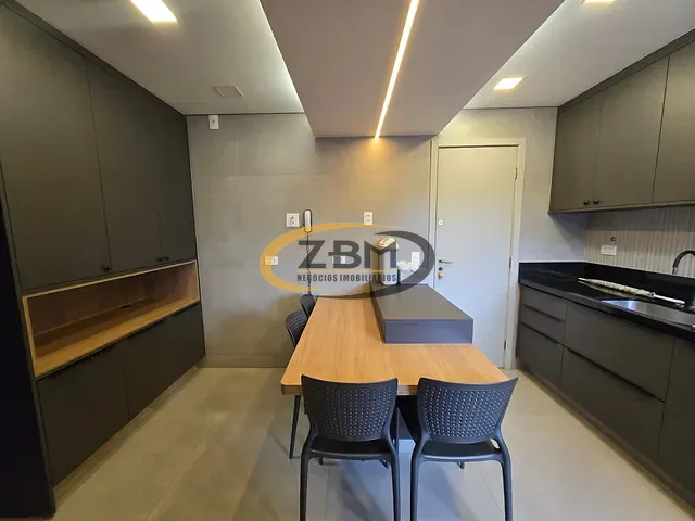 Apartamento com 167m² 3 quartos e 3 banheiros, à venda, no bairro Bela Suiça em Londrina