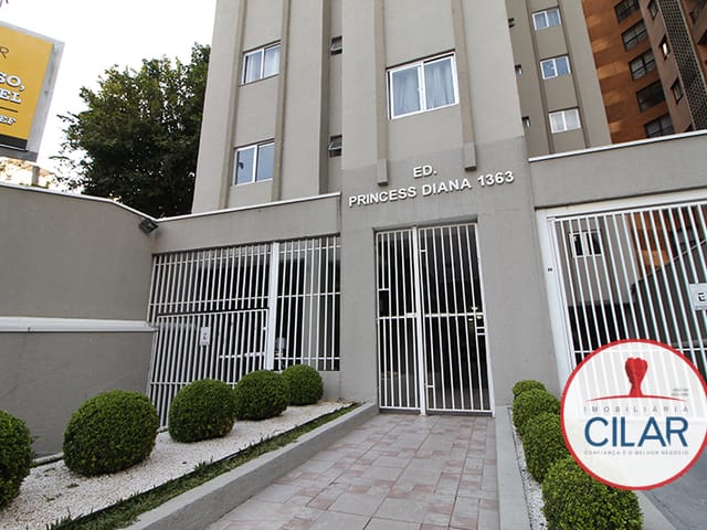 Apartamento 1 quarto e 1 banheiro, para alugar, no bairro Bigorrilho em Curitiba