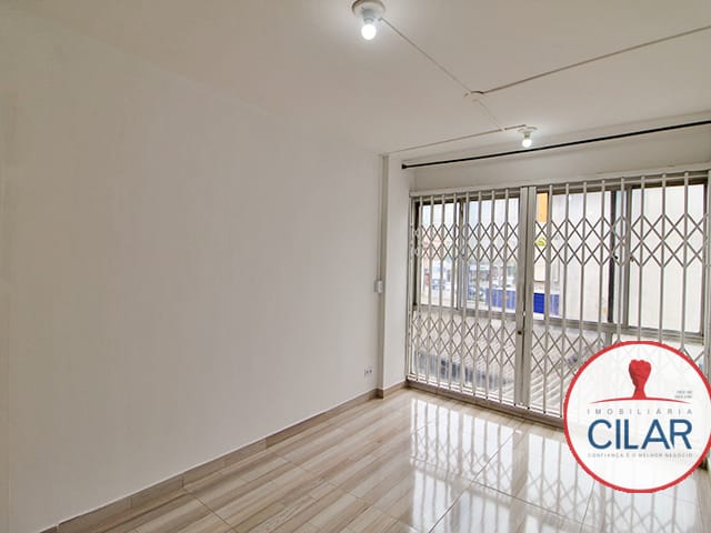 Apartamento 1 quarto e 1 banheiro, para alugar, no bairro Centro em Curitiba