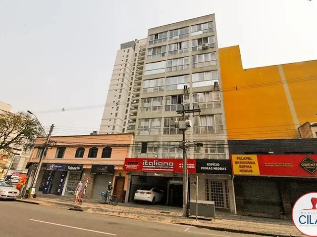 Apartamento 1 quarto e 1 banheiro, para alugar, no bairro CENTRO em Curitiba