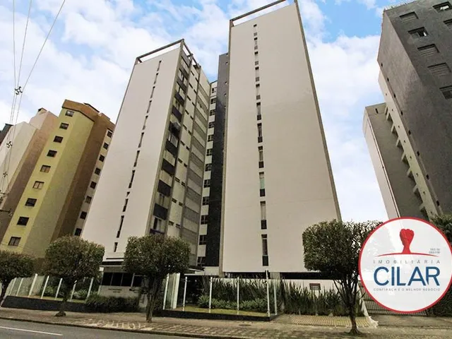 Apartamento 3 quartos e 3 banheiros, para alugar, no bairro Centro em Curitiba