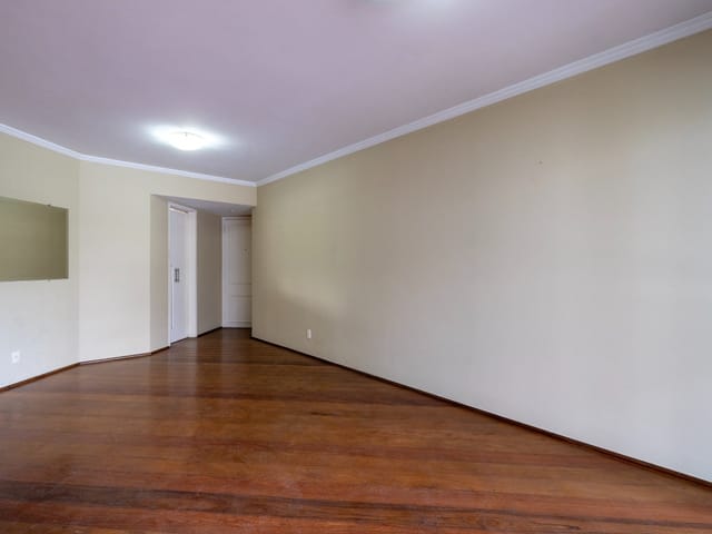 Foto do Apartamento - Apartamento tipo para venda com 3 quartos, sendo 1 suíte, 105m² | Lares e Andares Imóveis
