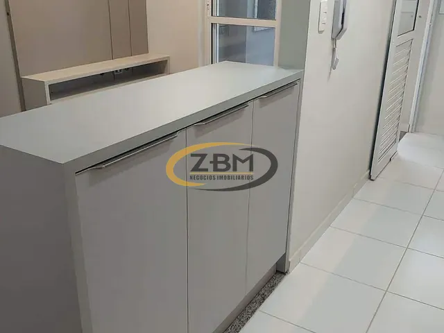 Apartamento 3 quartos e 2 banheiros, à venda, no bairro São Vicente em Londrina