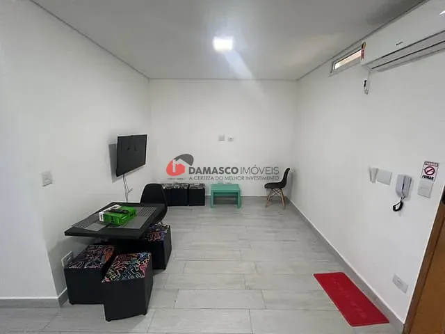Apartamento 2 quartos e 1 banheiro, para alugar, no bairro Vila Sacadura Cabral em Santo André