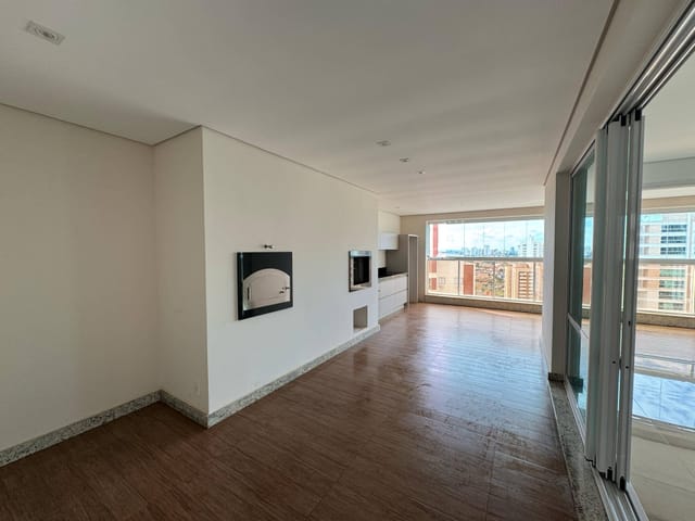 Apartamento com 384m² 3 quartos e 5 banheiros, à venda, no bairro Gleba Palhano em Londrina