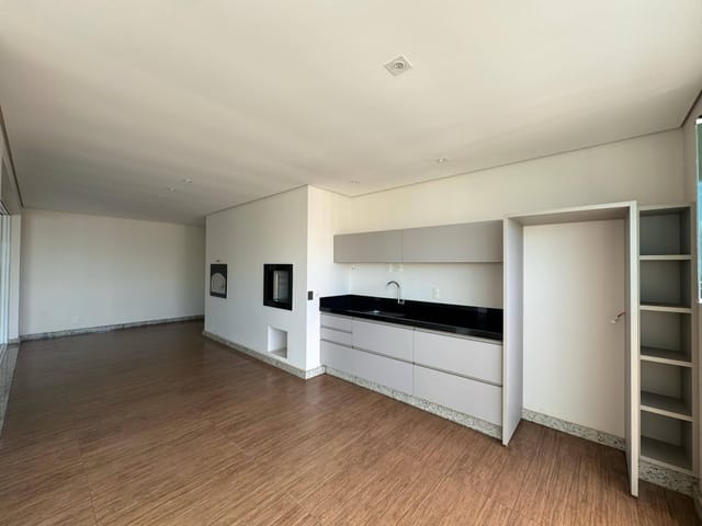 Apartamento com 384m² 3 quartos e 5 banheiros, à venda, no bairro Gleba Palhano em Londrina