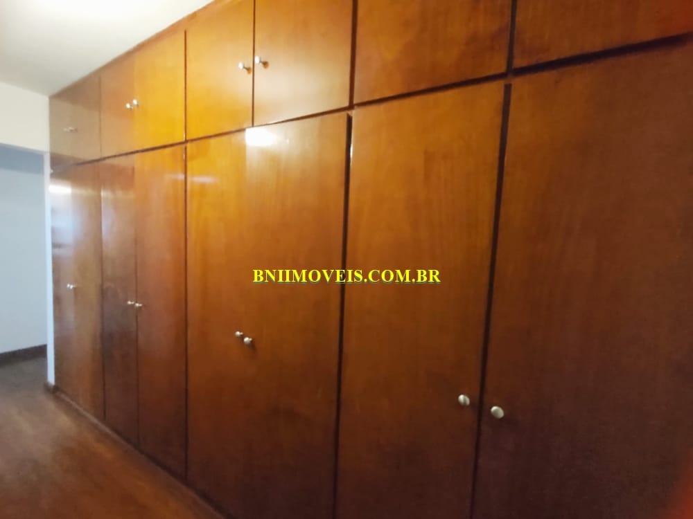 Apartamento para alugar com 4 quartos, 212m² - Foto 9