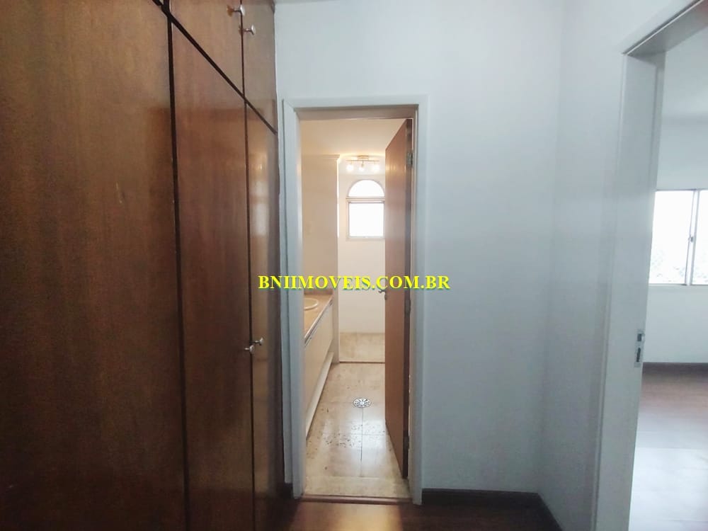 Apartamento para alugar com 4 quartos, 212m² - Foto 16