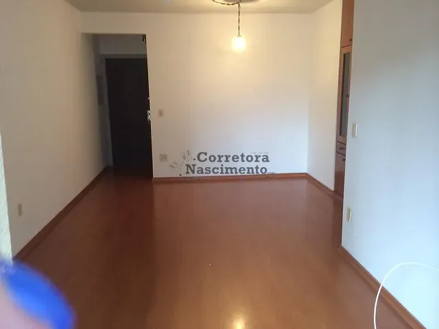 Apartamento 3 quartos e 1 banheiro, à venda ou para alugar, no bairro Centro em São José dos Campos