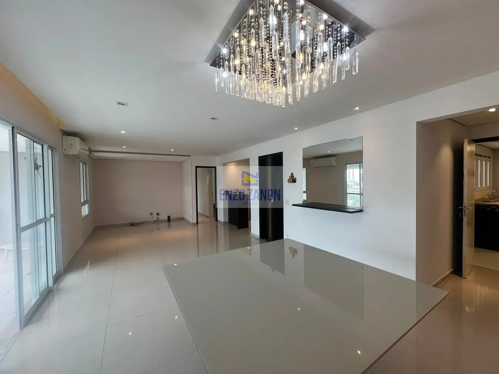 Apartamento, 3 quartos, 155 m² - Foto 2