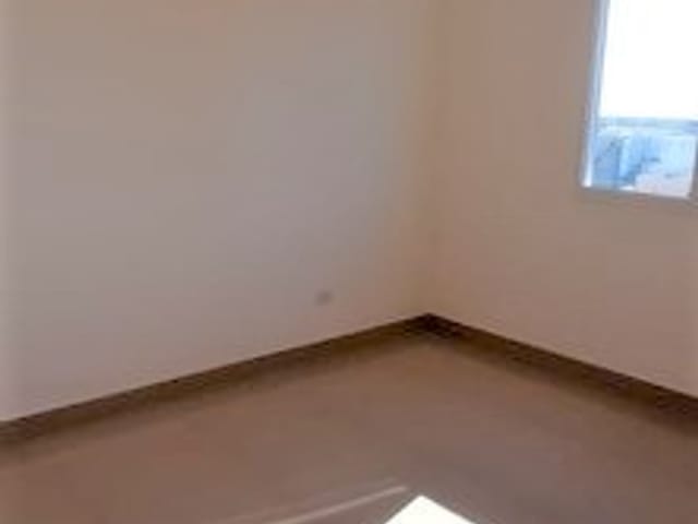 Apartamento 2 quartos e 1 banheiro, à venda, no bairro Residencial Estoril em Taubaté