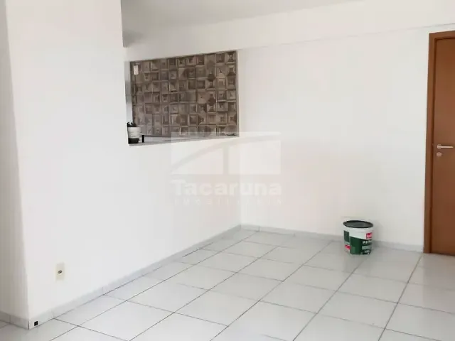 Apartamento 2 quartos e 1 banheiro, para alugar, no bairro Madalena em Recife