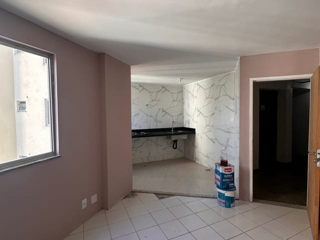 Apartamento 3 quartos e 1 banheiro, para alugar, no bairro Jacarepaguá em Rio de Janeiro