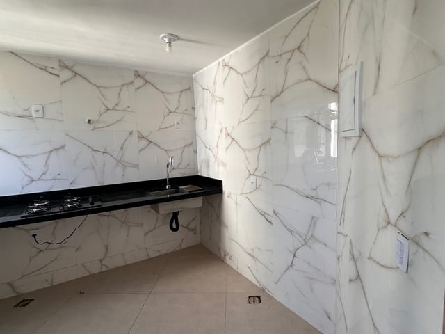 Apartamento 3 quartos e 1 banheiro, para alugar, no bairro Jacarepaguá em Rio de Janeiro