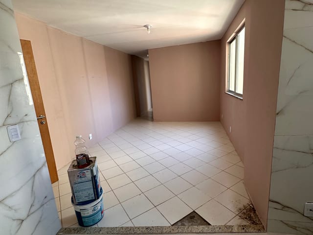 Apartamento 3 quartos e 1 banheiro, para alugar, no bairro Jacarepaguá em Rio de Janeiro