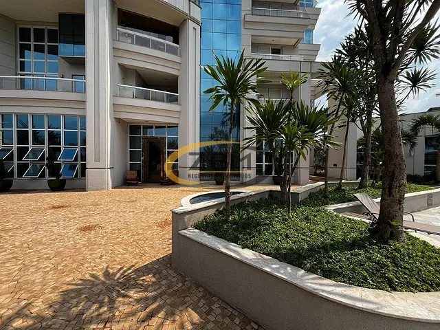 Apartamento com 218m² 3 quartos e 3 banheiros, à venda, no bairro Bela Suiça em Londrina