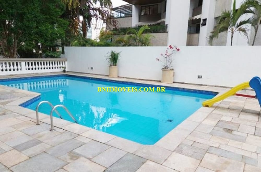 Apartamento à venda com 3 quartos, 240m² - Foto 10