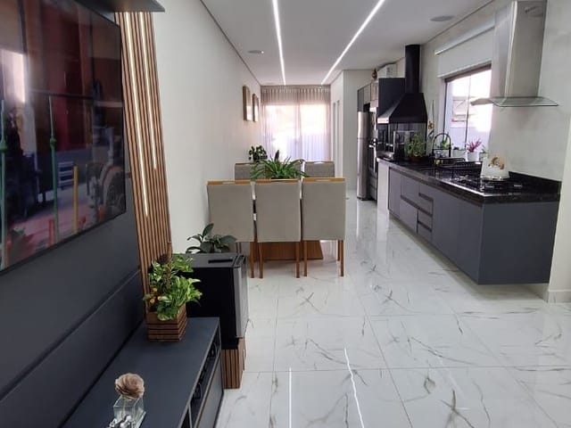 Apartamento com 200m² 3 quartos e 3 banheiros, à venda, no bairro Utinga em Santo André