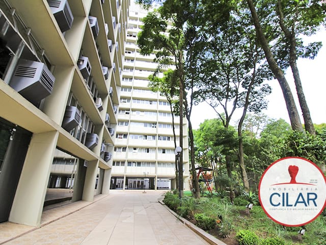 Apartamento 2 quartos e 2 banheiros, para alugar, no bairro Centro Cívico em Curitiba