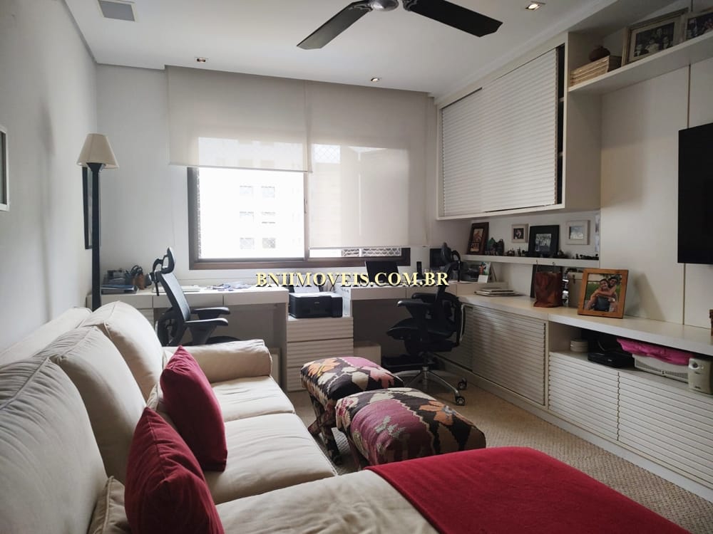Apartamento para alugar com 4 quartos, 340m² - Foto 30