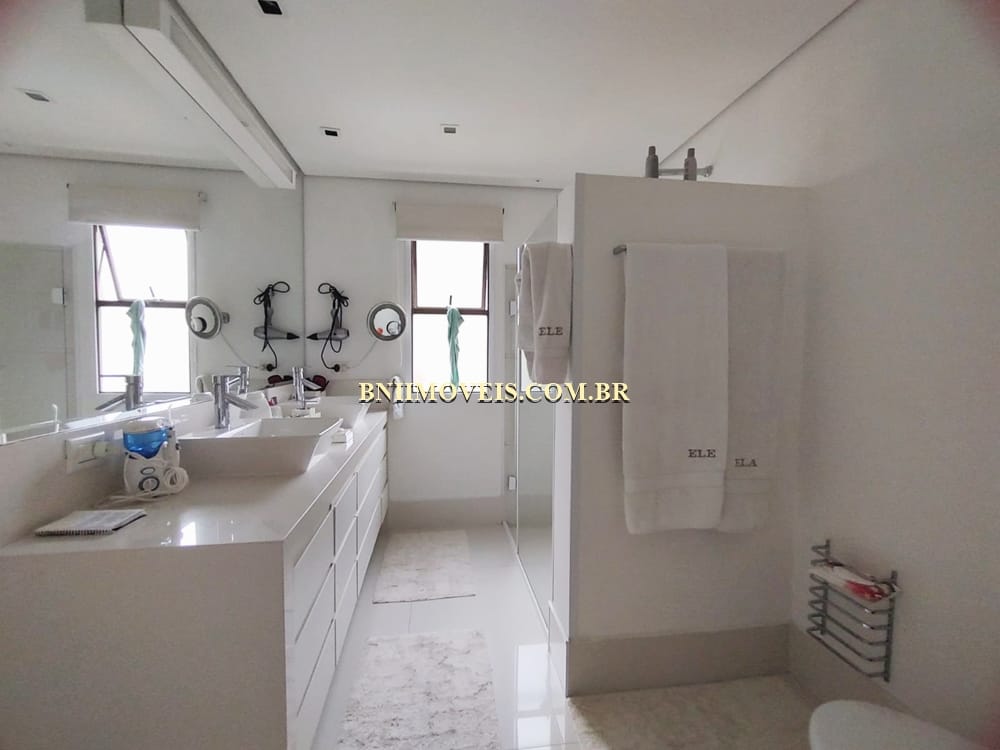 Apartamento para alugar com 4 quartos, 340m² - Foto 27