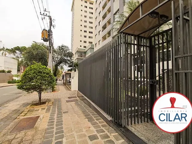 Apartamento 3 quartos e 2 banheiros, para alugar, no bairro Centro em Curitiba