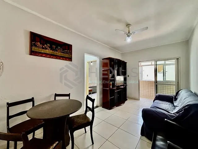 Apartamento 2 quartos e 2 banheiros, à venda, no bairro Jardim Las Palmas em Guarujá