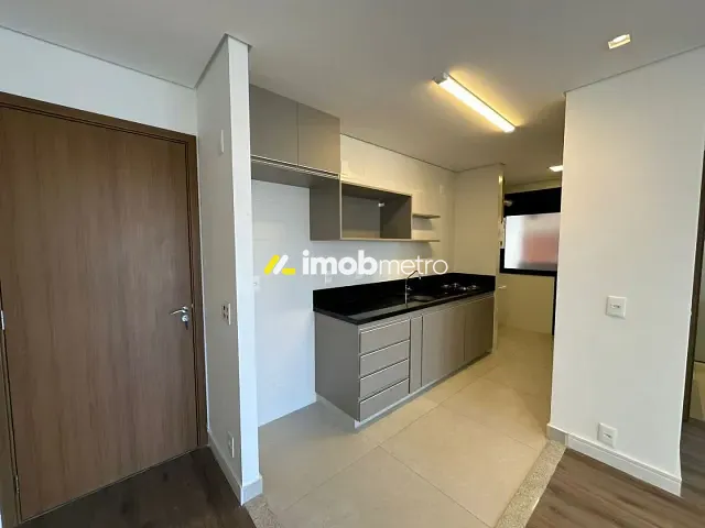 Apartamento com 51m² 1 quarto e 1 banheiro, para alugar, no bairro Cambuí em Campinas