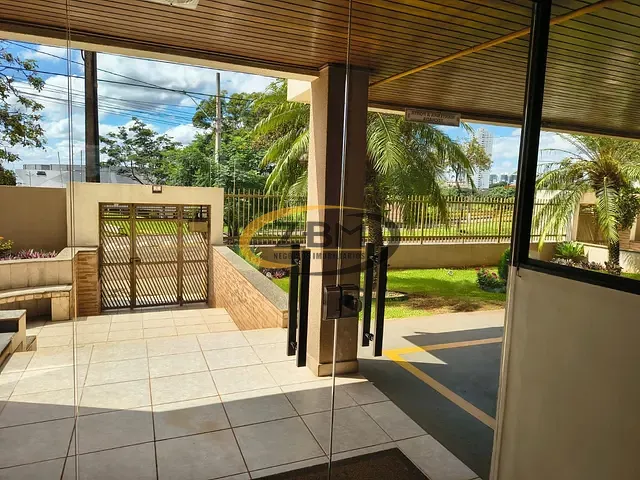 Apartamento 1 quarto e 1 banheiro, à venda ou para alugar, no bairro Centro em Londrina