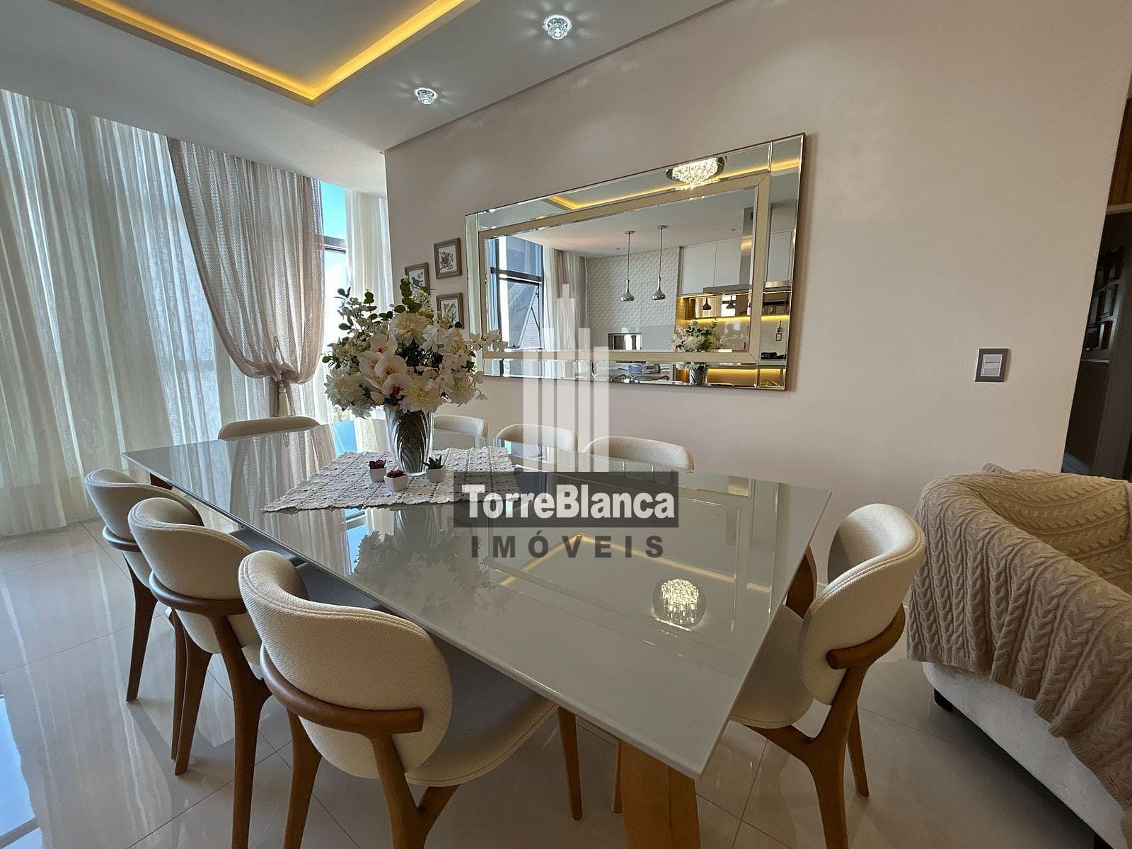 Apartamento à venda com 3 quartos, 193m² - Foto 41