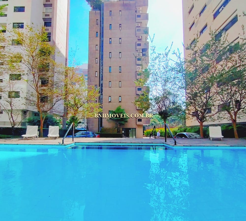 Apartamento, 3 quartos, 250 m² - Foto 1