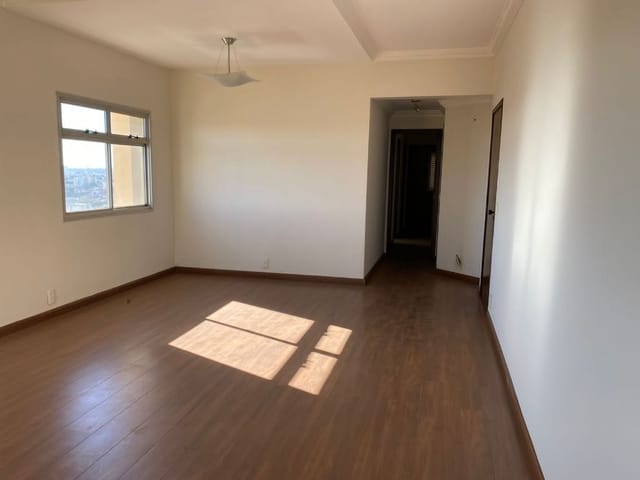 Foto do Apartamento - Apartamento com 3 dormitórios à venda, 107 m² por R$ 300.000,00 - Santa Maria - Uberaba/MG | ZUCATO IMOBILIARIA LTDA