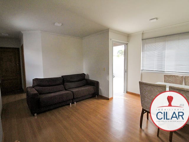Apartamento 2 quartos e 2 banheiros, para alugar, no bairro Ahú em Curitiba