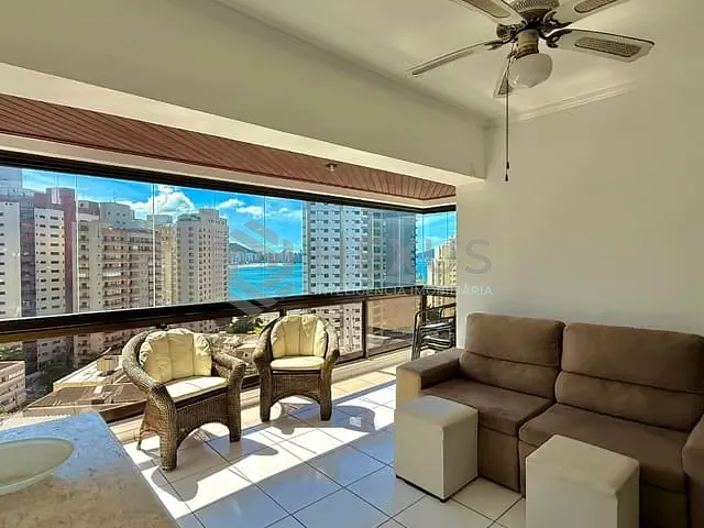 Apartamento 2 quartos e 2 banheiros, à venda, no bairro Tombo em Guarujá