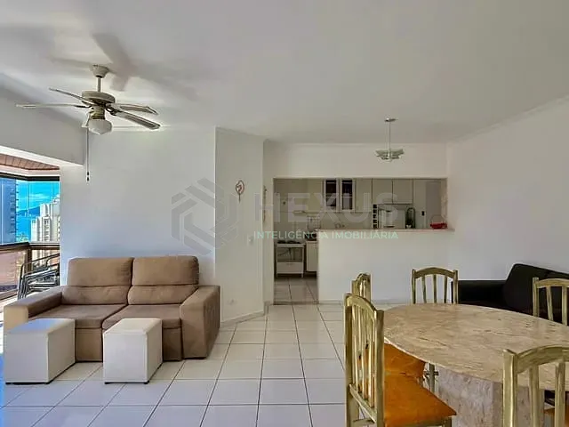 Apartamento 2 quartos e 2 banheiros, à venda, no bairro Tombo em Guarujá
