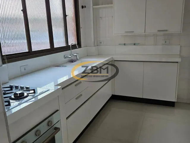 Apartamento com 157m² 3 quartos e 3 banheiros, à venda, no bairro Centro em Londrina