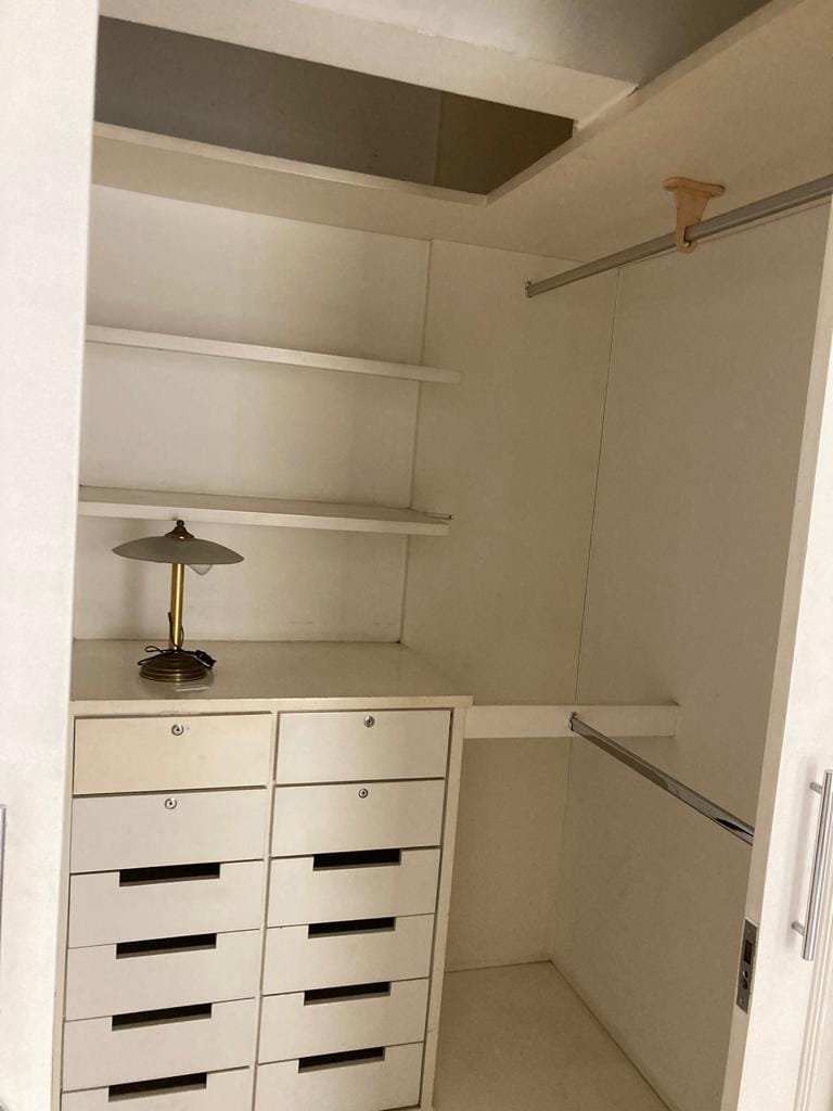 Apartamento para alugar com 3 quartos, 115m² - Foto 13