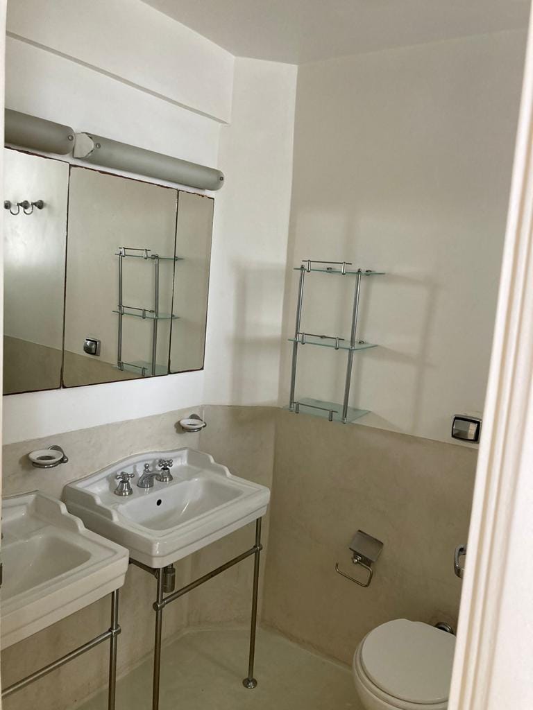 Apartamento para alugar com 3 quartos, 115m² - Foto 12