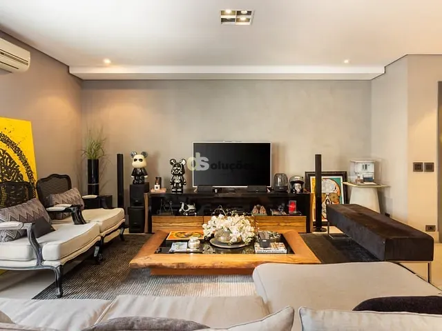 Apartamento 2 quartos e 4 banheiros, à venda, no bairro Vila Uberabinha em São Paulo