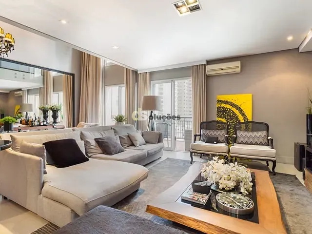 Apartamento 2 quartos e 4 banheiros, à venda, no bairro Vila Uberabinha em São Paulo